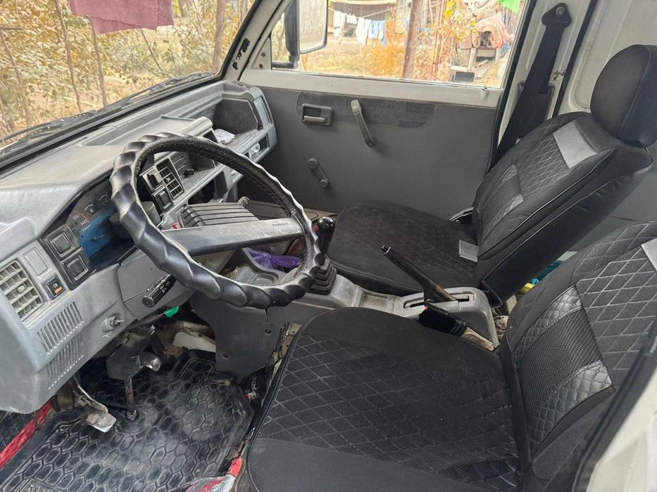 Дамас ван сотилади