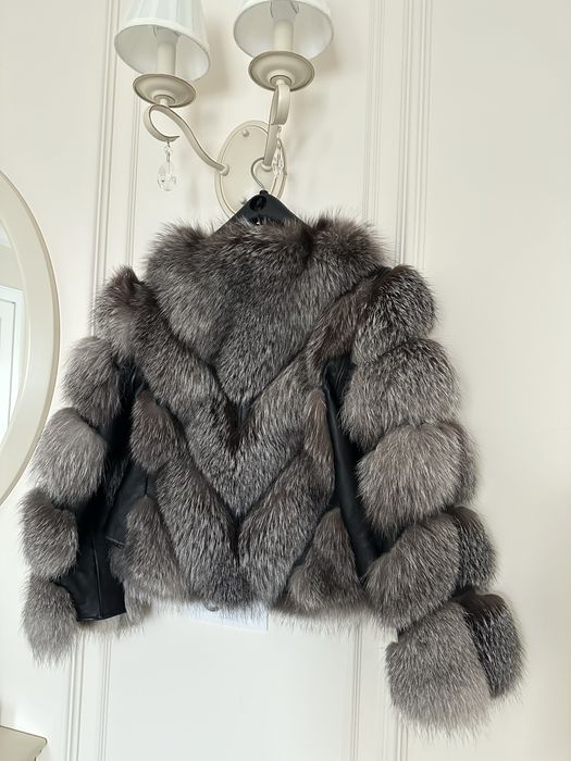 Haină din blană naturală de vulpe gri