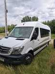 Servicii de transport persoane cu microbuze și autocare