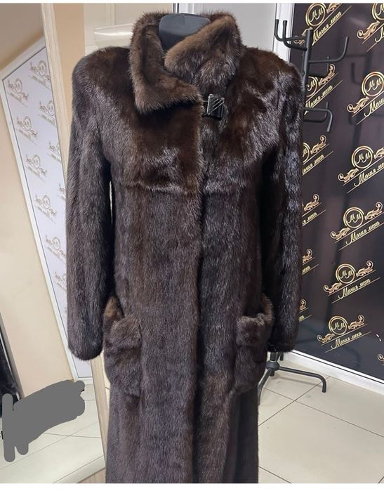 Продам шубу норковую, цельная норка