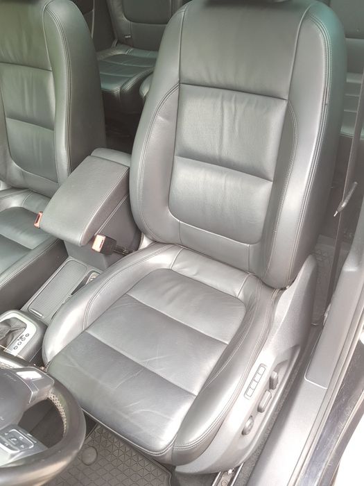 * VW Sharan 2.0TDI-170cp DSG - Panoramă - Piele - Navi - Camera *