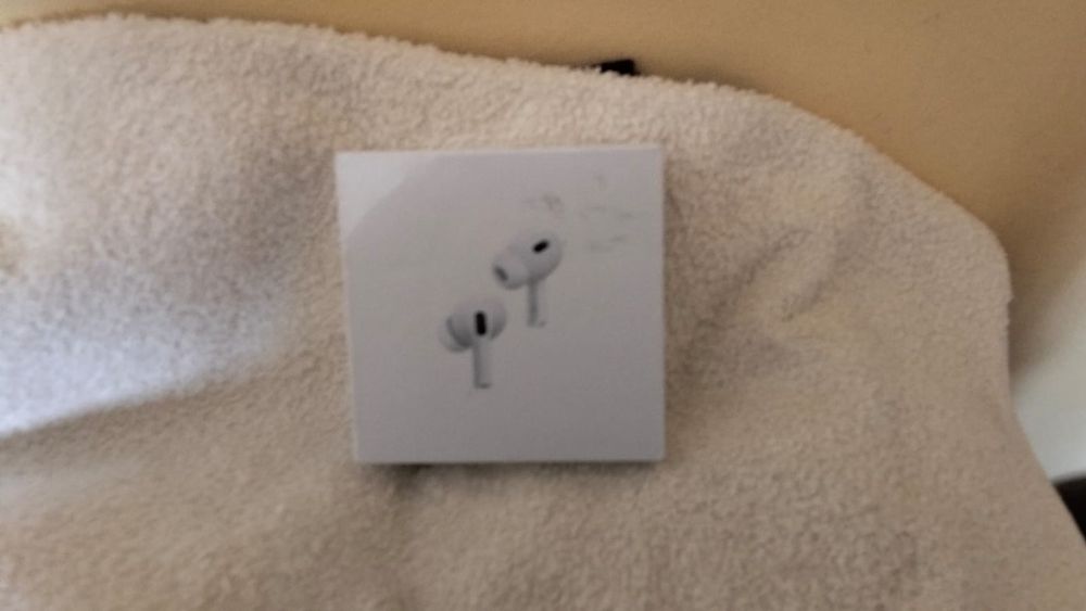 Apple AirPods Pro 2 (Gen 2) - Stare Perfectă / Impecabile