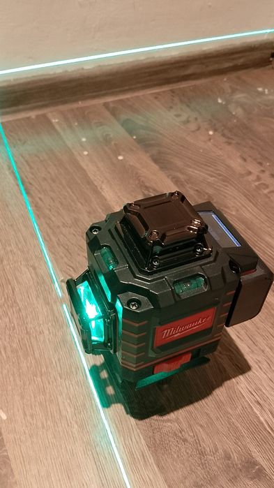 Nivel laser milwaukee
