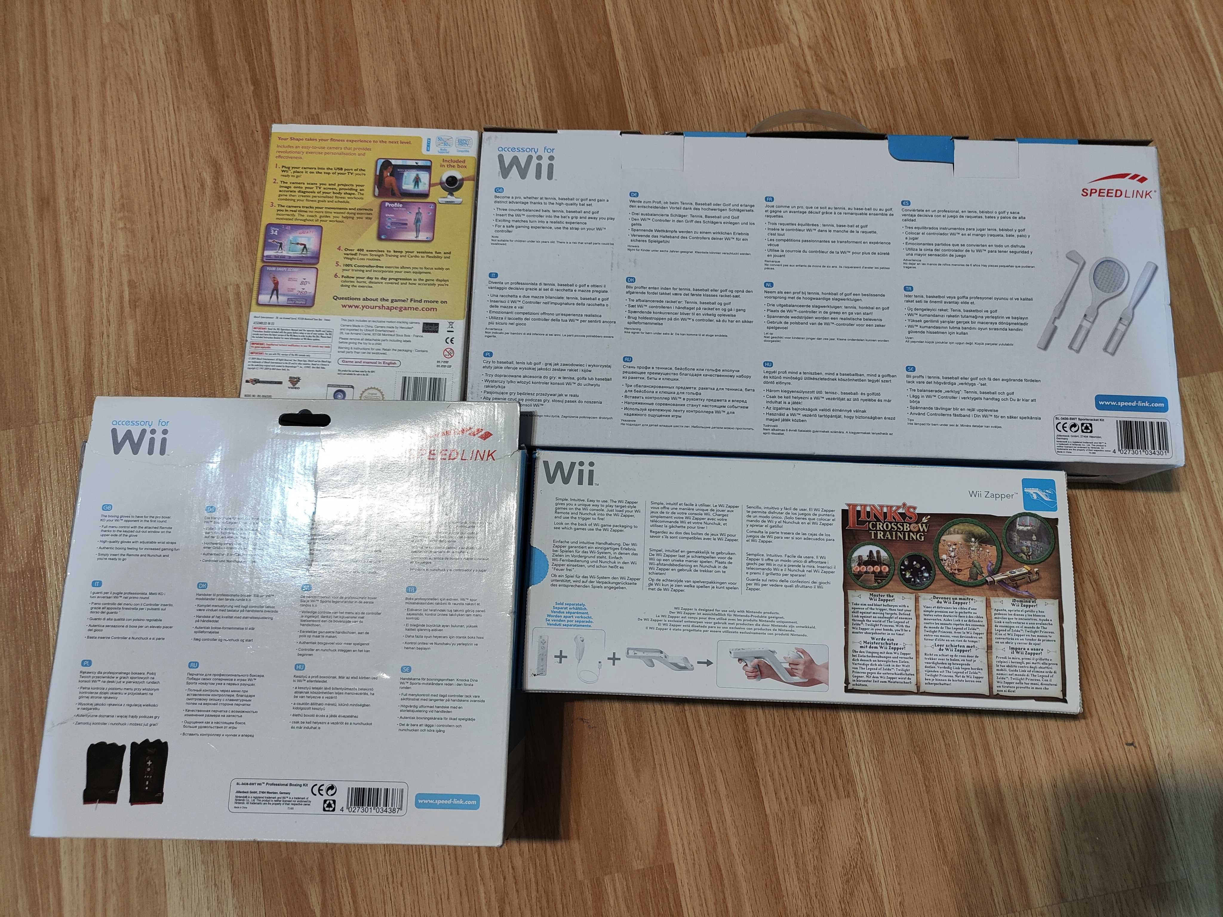 Pachet Consola Nintendo Wii, accesorii si 17 cd-uri cu jocuri
