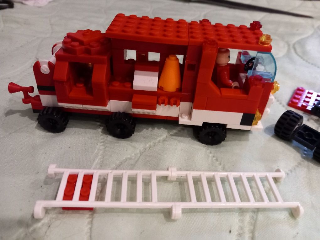 Лего части -формула,пожарна кола и др