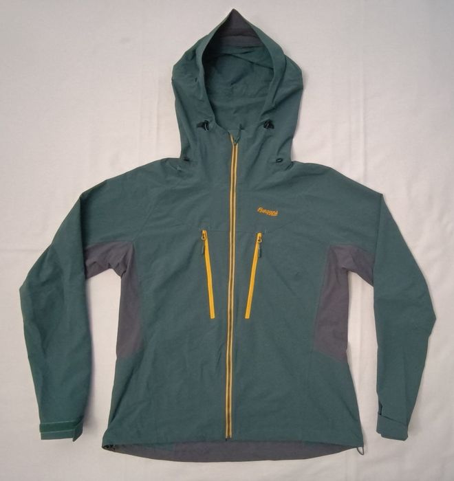 Bergans of Norway Cecilie Softshell Jacket оригинално яке L туризъм