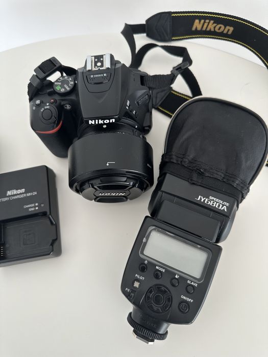 Фотоапарат NIKON D5600 + обективи