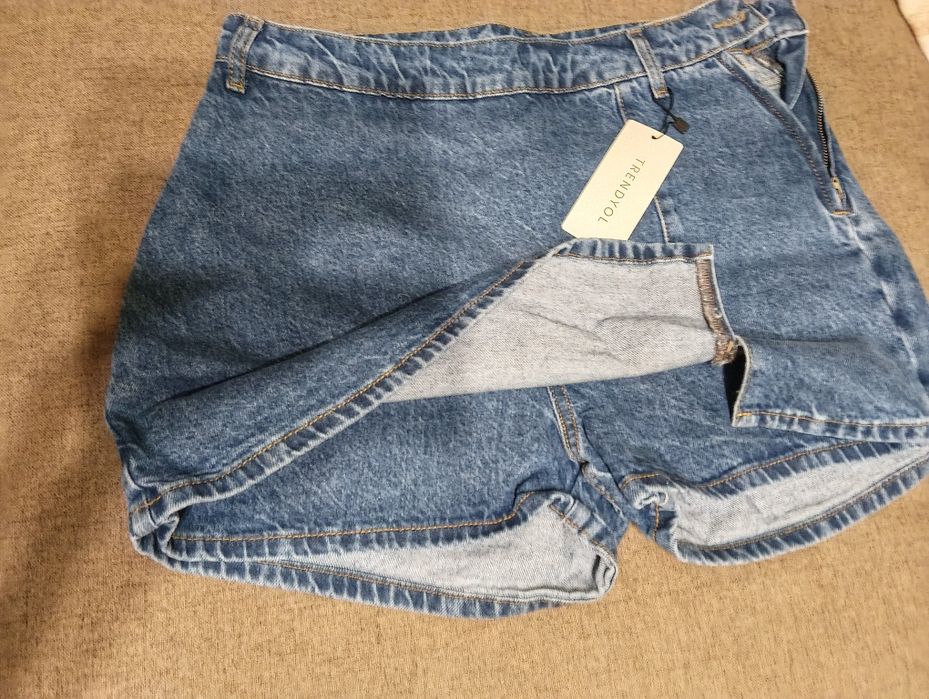 Дънкова пола-панталон