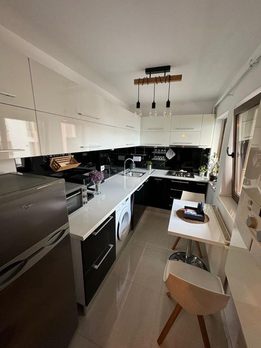 Apartament 2 camere, Marasti, aproape de centru, cu parcare