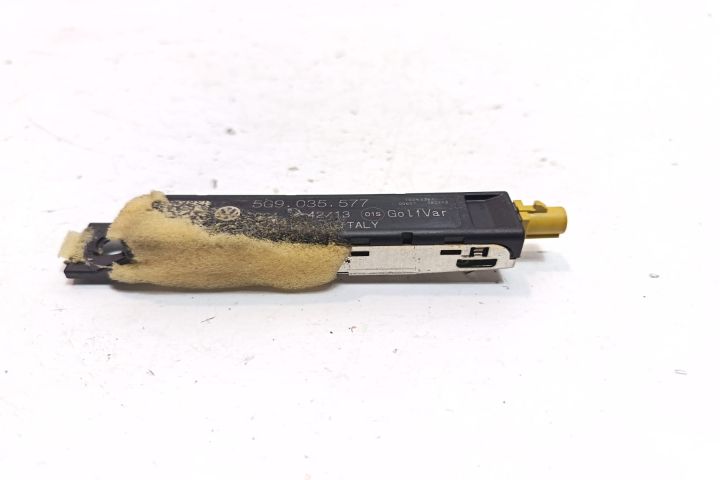 Amplificator antena 5G9035577 Volkswagen VW Golf a 7-a generatie