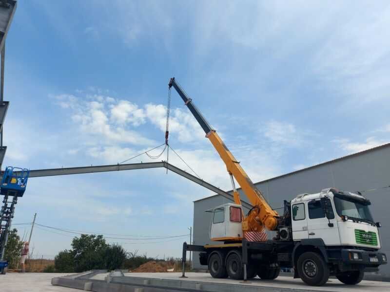 inchiriere macara 10-18T  capacitate ridicare Brat 20m 6m auxiliar