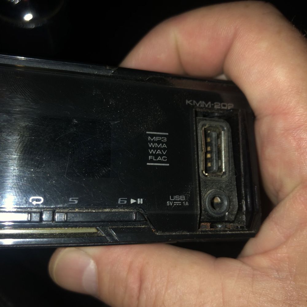 kenwood със usb и флашка