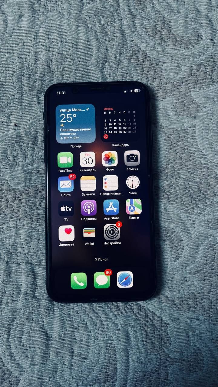 Iphone x в хорошем состояние