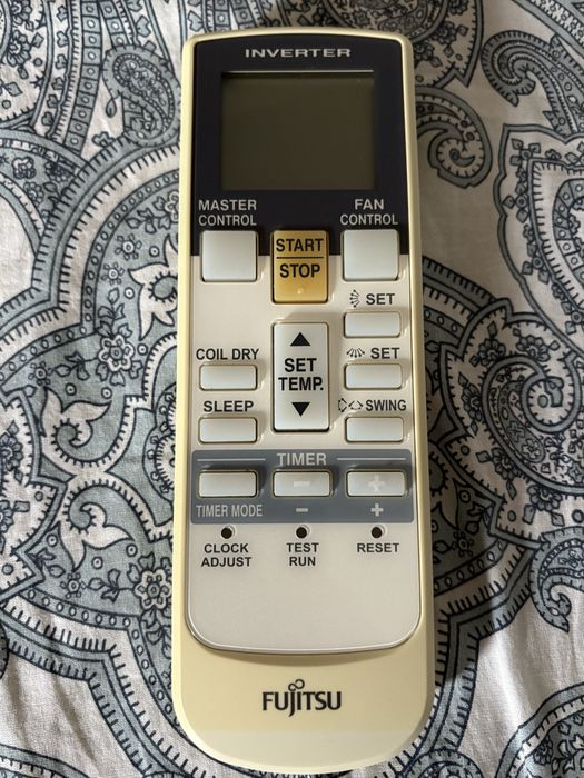 Telecomanda aer conditionat Fujitsu AR-RY13 + suport prindere