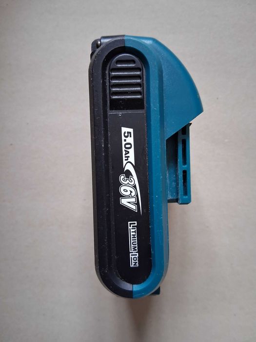 Acumulatoare cu incarcator