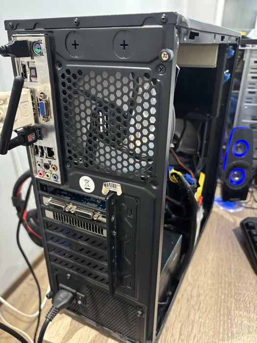 Геймърски комютър cooler master