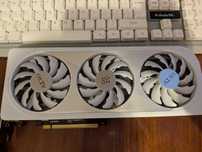 vand placa video nvidia rtx 4060 ti 16 gb alba 3 ventilatoare
