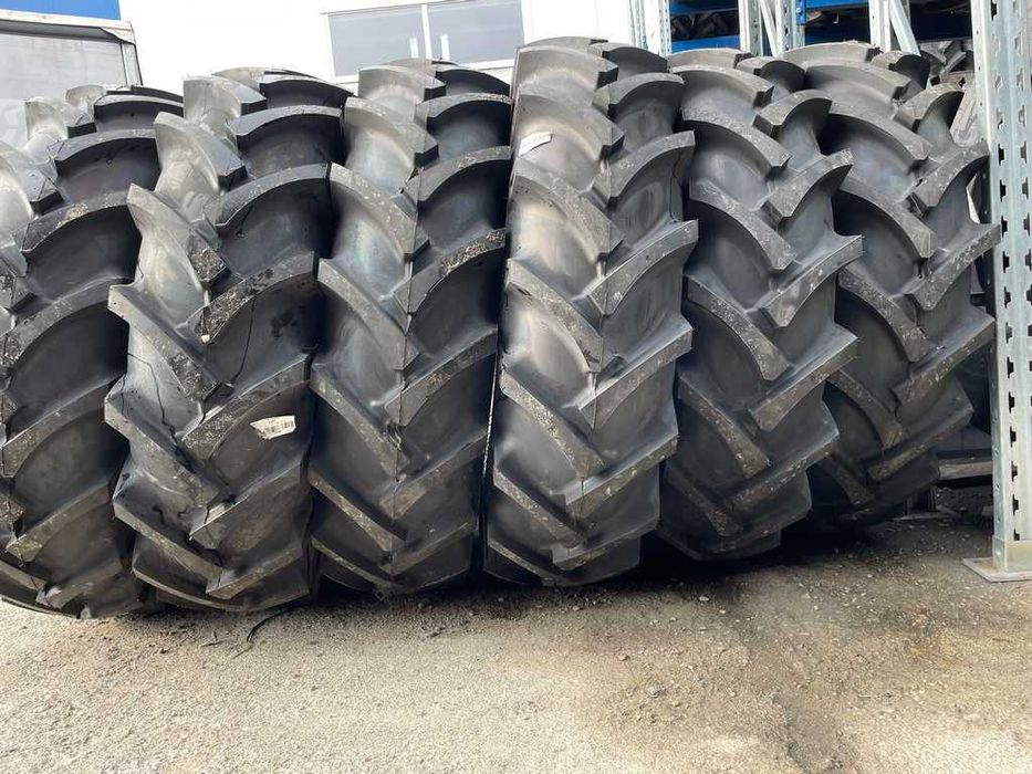 14.9-28 Anvelope noi agricole de tractor spate cu 8pliuri