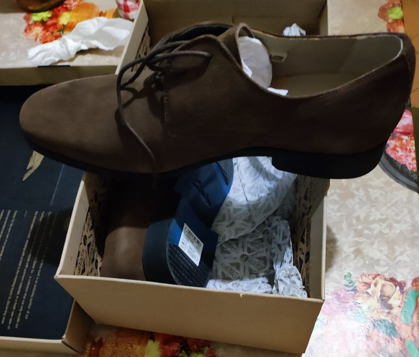 Clarks обувки – нови, велур, размер 44 ½, 100 лв