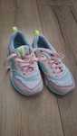 Vand adidasi New Balance 28