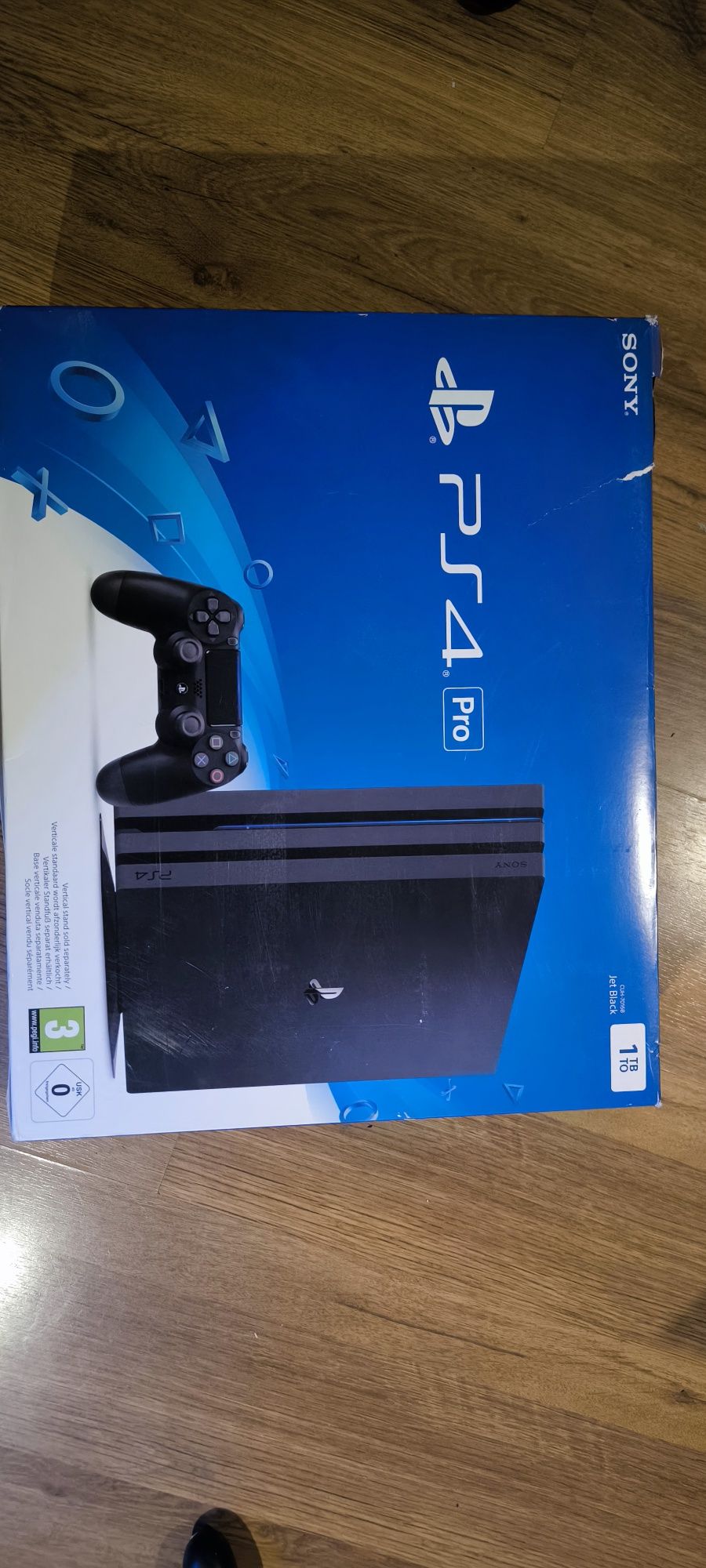 Play Station 4 Pro 2TB