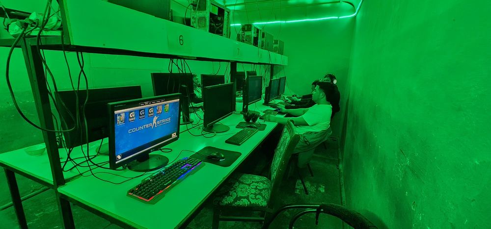 Xolati yaxshi hamma narsasi iwliydi kami bor