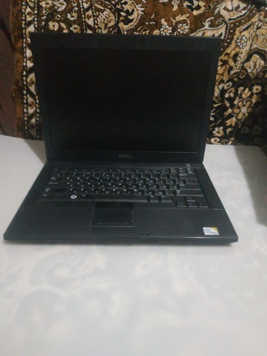 Продам ноутбук dell на запчасти