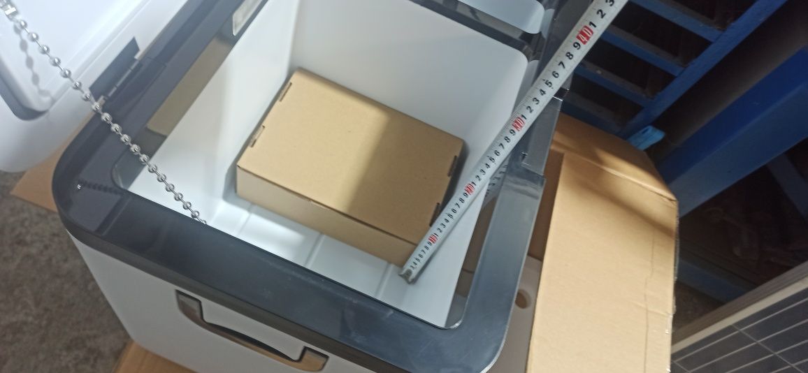 Хладилник фризер на 12v 24v и 220v