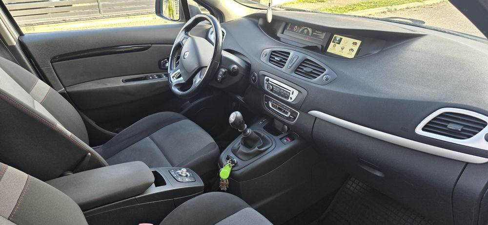 Renault Grand Scenic inmatriculata  2014 *  1.5 DCI * 110 CP *7 locuri