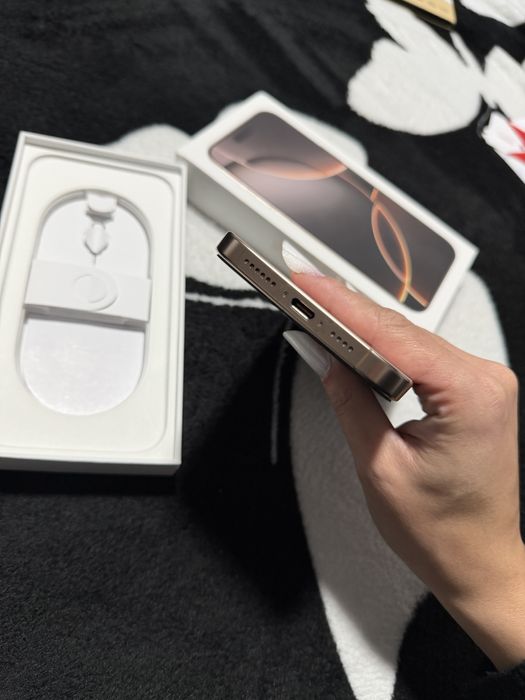 Vand Iphone 16 pro max