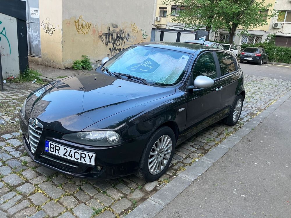 Alfa Romeo 147.