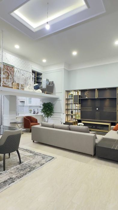 Dream House Продается 5 комнатная квартира ремонт 8-роддом Глинка