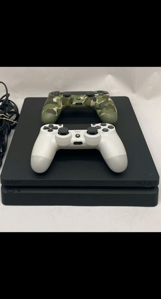 Продам PS 4 Slim 1 ТB.