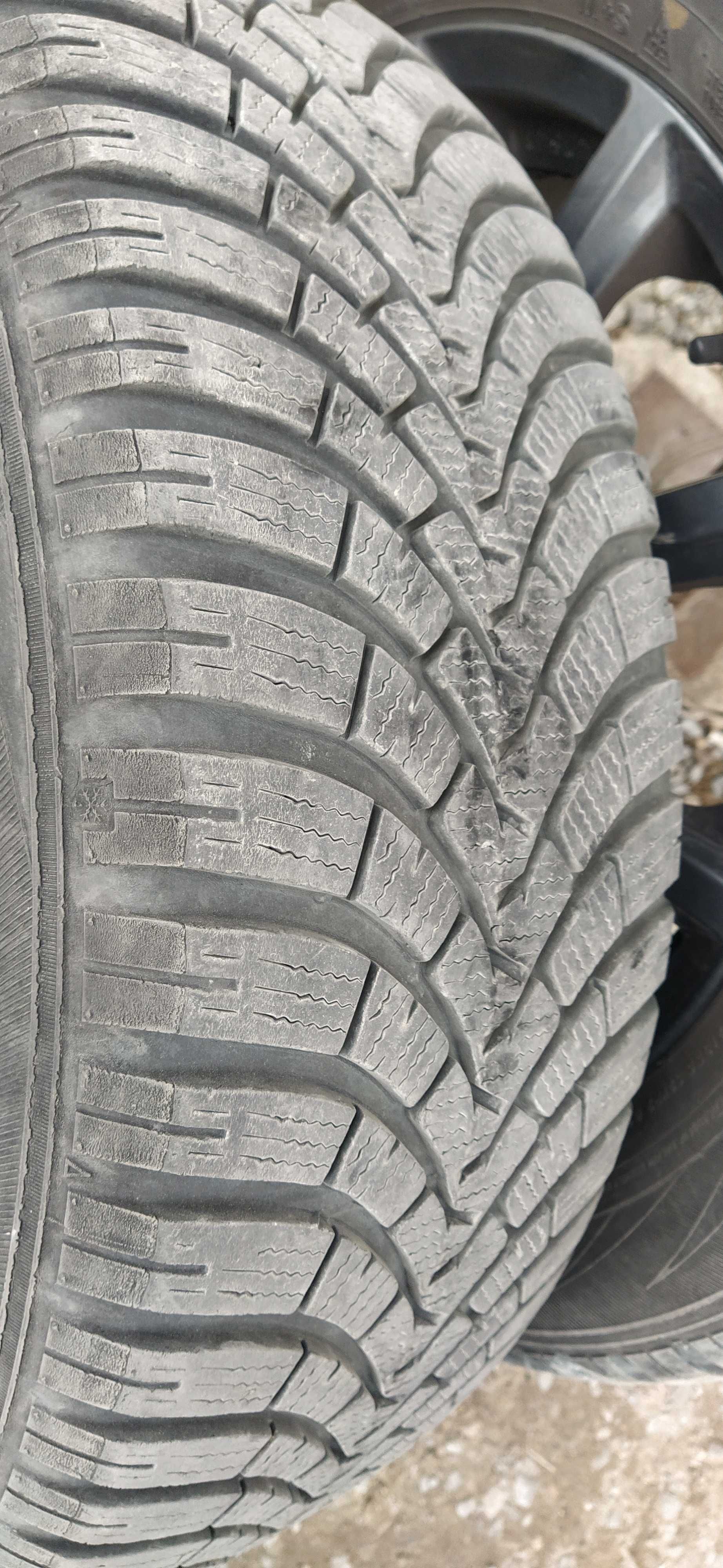 Зимни гуми FALKEN 225/60/R17 с DOT 3318