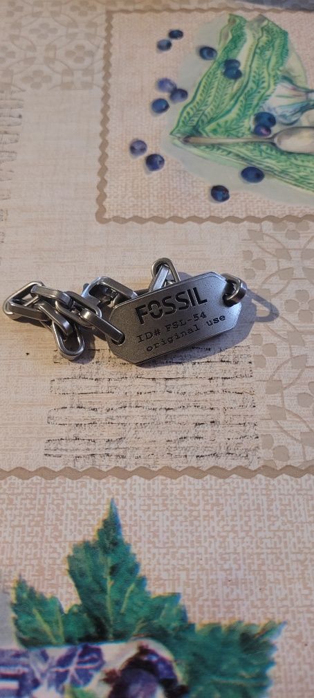 Bratara Fossil (steel)