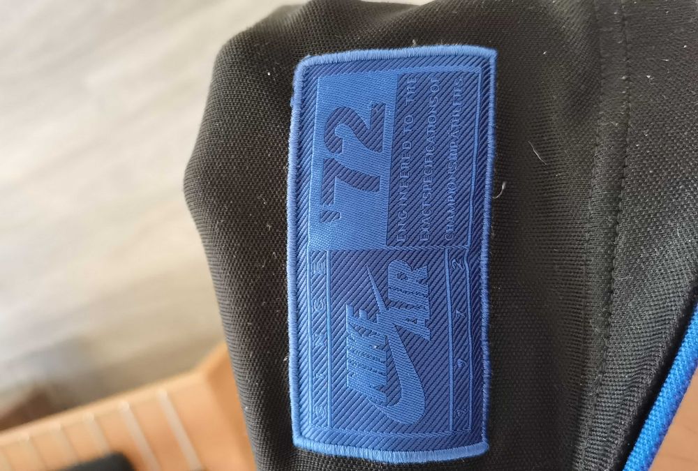 Оригинално Nike Air Total 90 поло – ретро футболен стил от 90-те