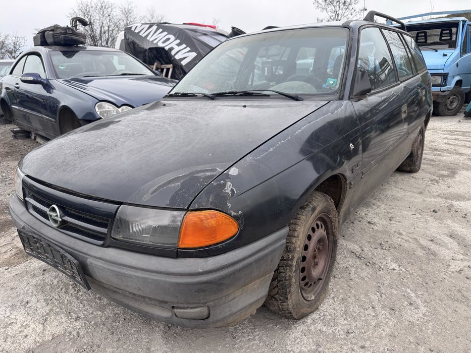 Опел Астра Ф 1.6си 101кс 1996г На Части