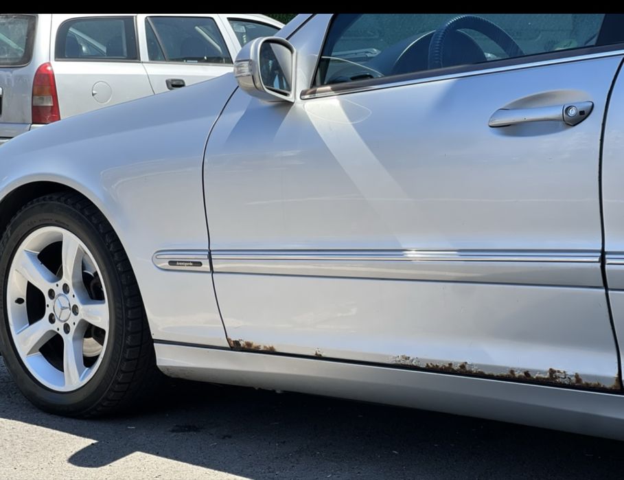 Mercedes C200