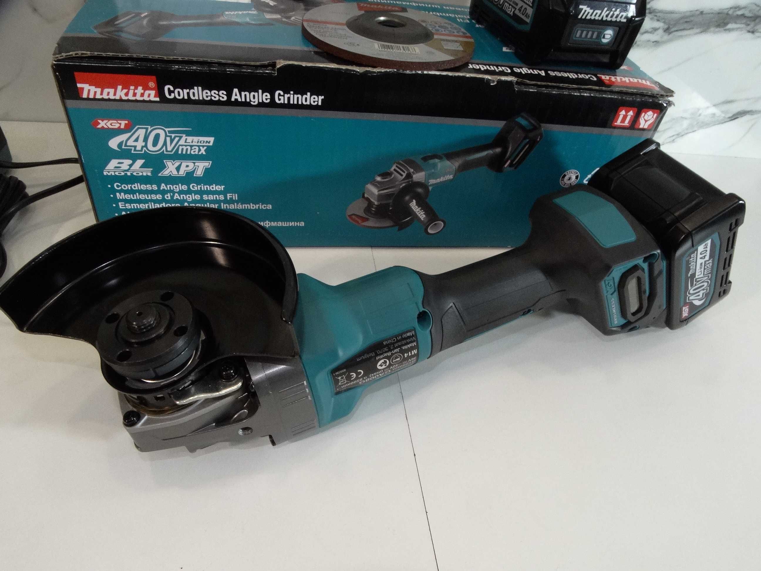 Makita GA 008 / XGT / 40 V / 2 x 4.0 Ah - Акумулаторен ъглошлайф