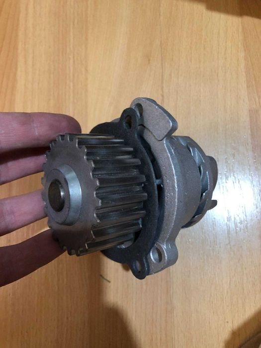 Продам новую помпу для ВАЗ 2108/09