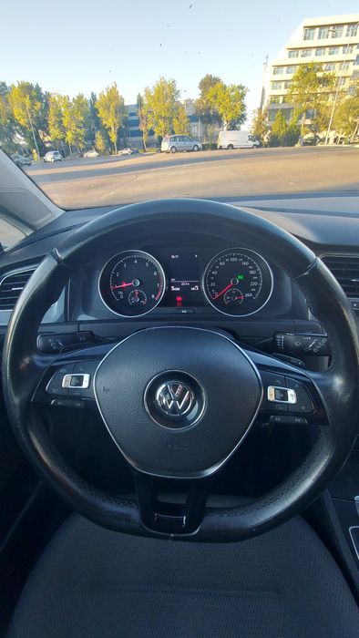 Vând Volkswagen golf 7