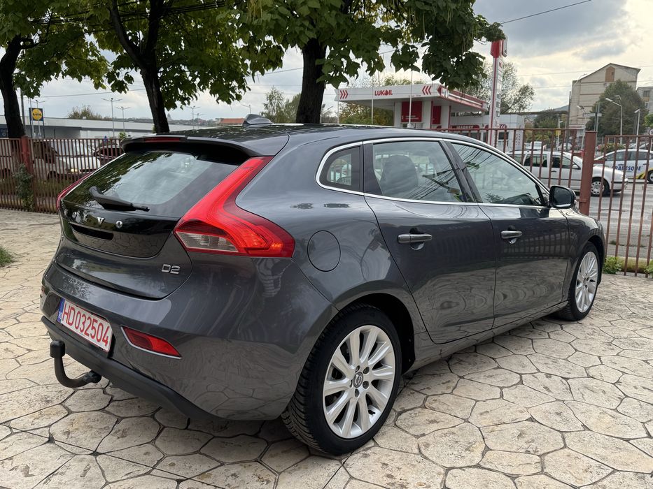 Volvo V40,   1.6 diesel,  Euro5