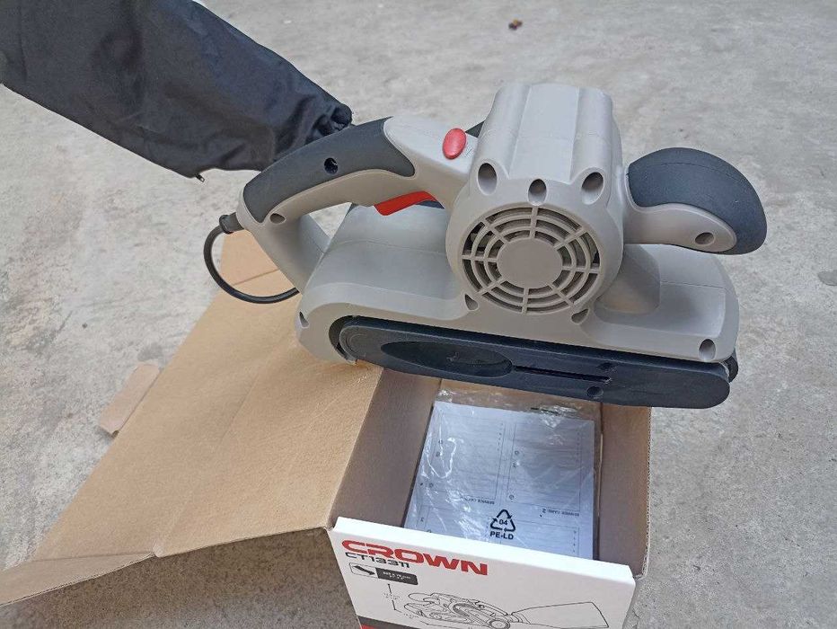 Ленточная шлифовальная машина CROWN CT13311