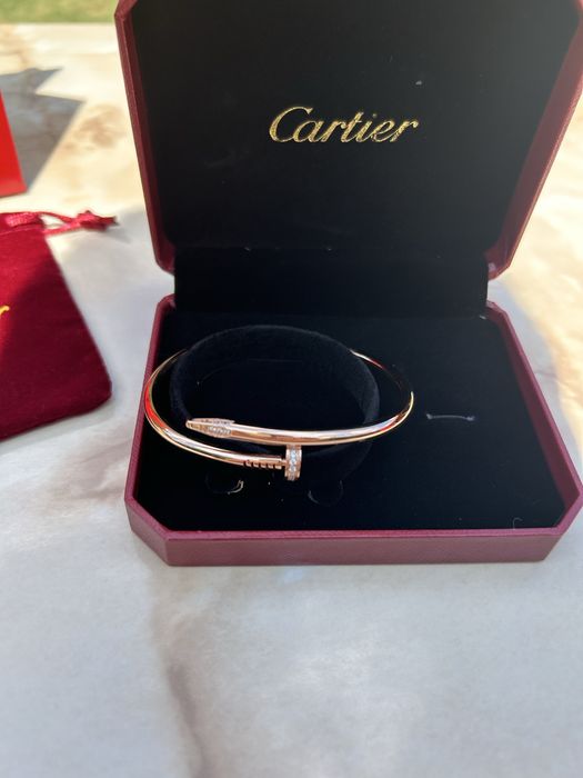Bratara Cartier Rose Gold