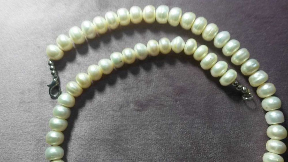 Золотой комплект (кольцо и серьги с жемчугом), Жемчужное колье.