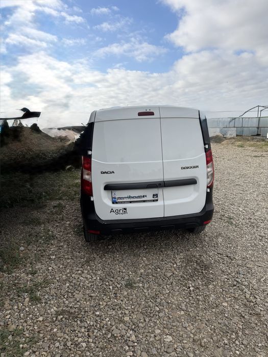 Vand / Schimb Dacia Dokker 1.5dci stare foarte buna