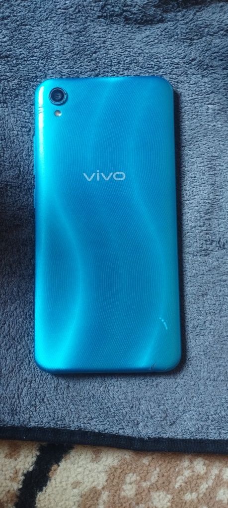 Vivo 2015 модель Y1s