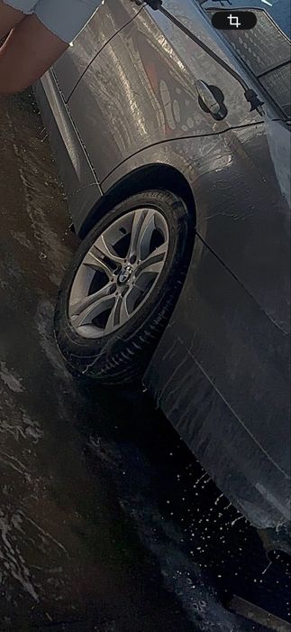 vand 2 set  jante sau schimb cu una