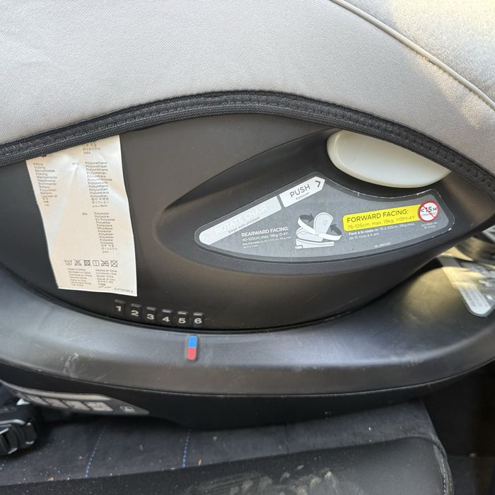 Scaun auto copii  rotativ Joie