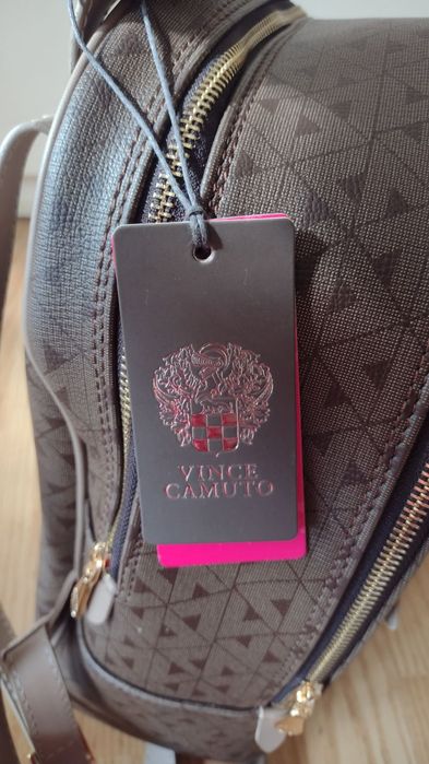 Оригинална дамска раница Vince Camuto
